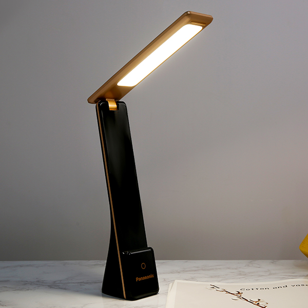 Đèn bàn sạc LED Panasonic HHGLT0339B88L Đen - tieu_chuan / den